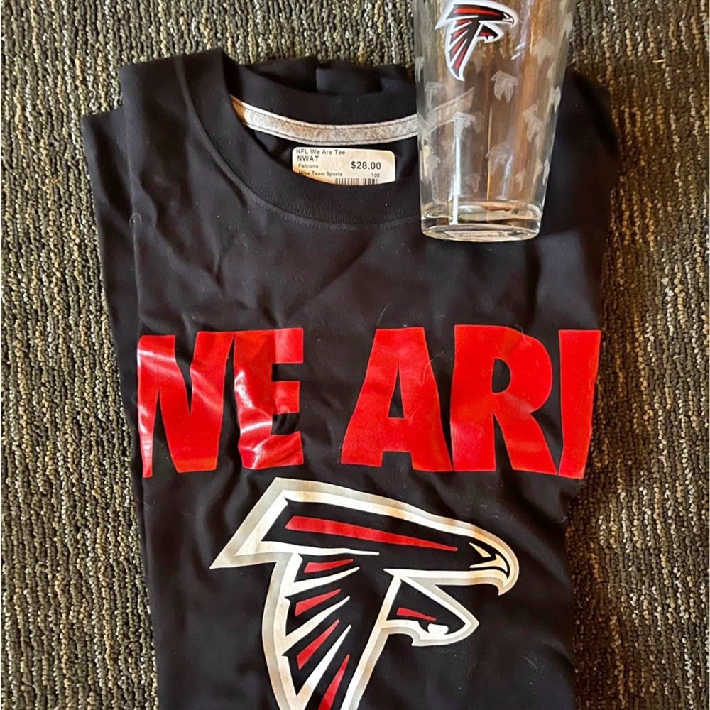 NFL Atlanta Falcons Bundle T Shirt Mens LARGE and Falcons Glass